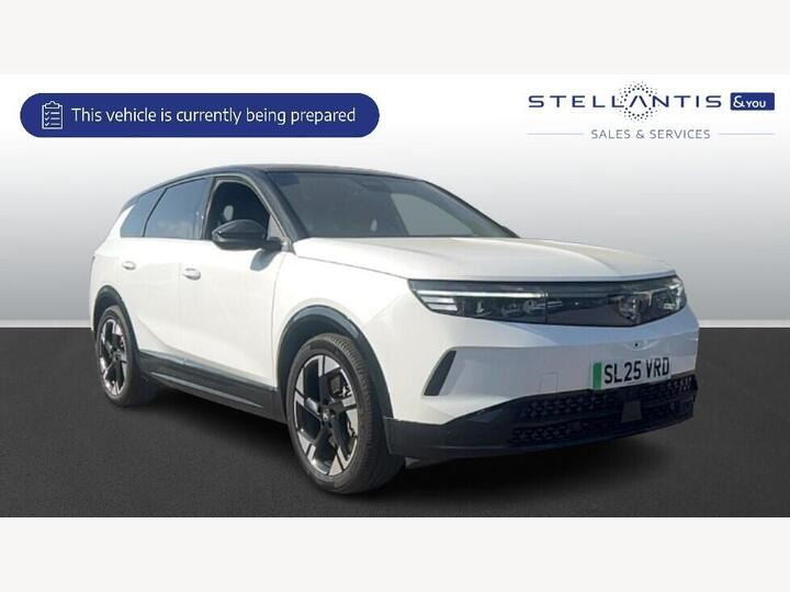 Vauxhall Grandland Electric 73kWh Ultimate Auto 5dr