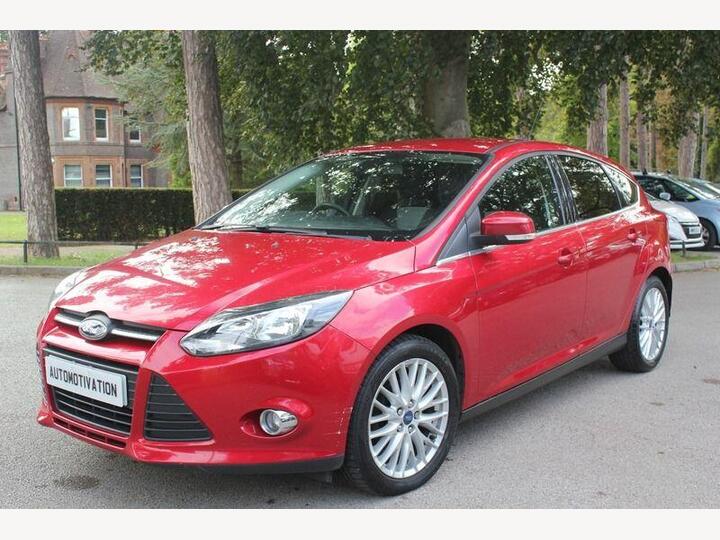 Ford Focus 1.0T EcoBoost Zetec Euro 5 (s/s) 5dr
