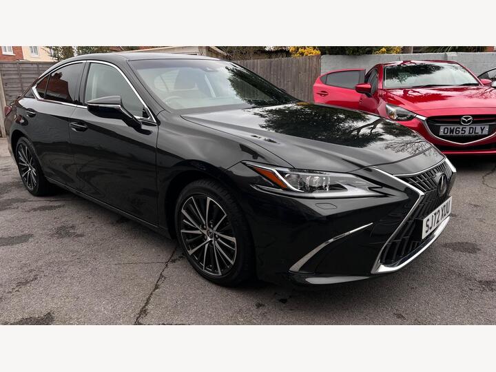 Lexus ES 2.5 300h Premium E-CVT Euro 6 (s/s) 4dr