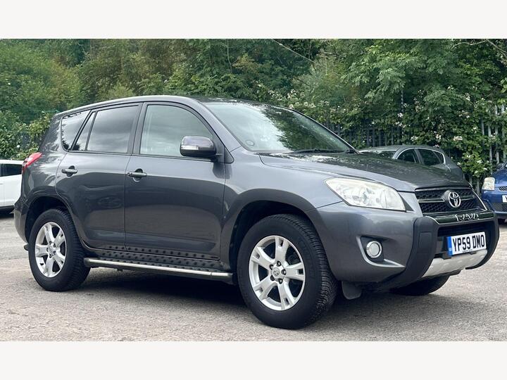 Toyota RAV4 2.2 D-4D XT-R 4WD Euro 4 5dr Toyota RAV4 2.2 D-4D XT-R 4WD Euro 4 5dr