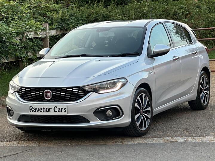Fiat Tipo 1.4 MPI Lounge Euro 6 5dr
