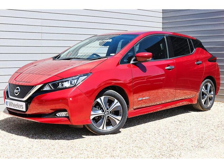 Nissan Leaf 40kWh Tekna Auto 5dr
