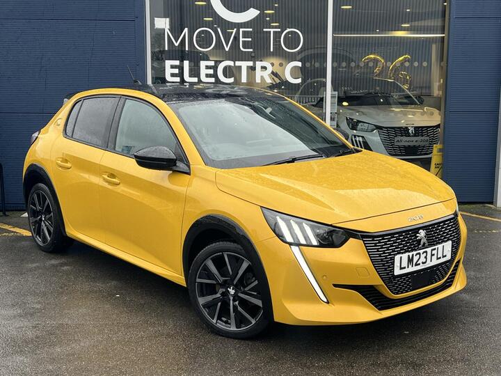 Peugeot 208 1.2 PureTech GT EAT Euro 6 (s/s) 5dr Peugeot 208 1.2 PureTech GT EAT Euro 6 (s/s) 5dr