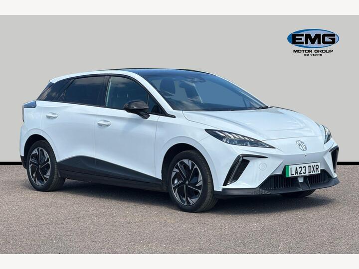 MG MG4 64kWh Trophy Long Range Auto 5dr
