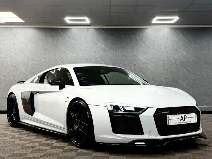 Audi R8 5.2 FSI V10 Plus S Tronic Quattro Euro 6 (s/s) 2dr