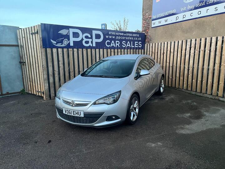 Vauxhall Astra GTC 2.0 CDTi SRi Euro 5 (s/s) 3dr