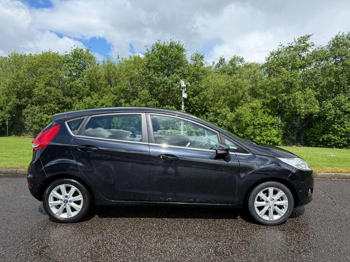 Ford Fiesta 1.25 Zetec 5dr