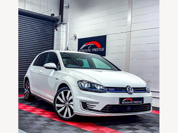 Volkswagen GOLF 1.4 TSI GTE Nav DSG Euro 6 (s/s) 5dr