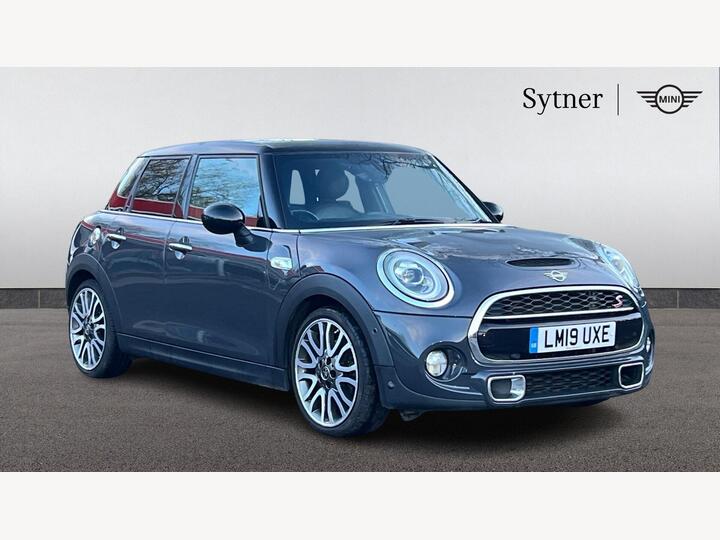 MINI Hatch 2.0 Cooper S Exclusive Steptronic Euro 6 (s/s) 5dr