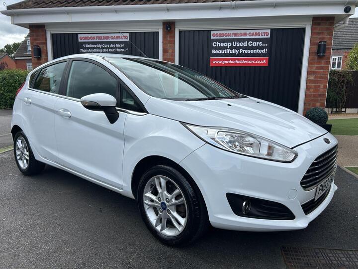 Ford Fiesta 1.6 Zetec Powershift Euro 5 5dr