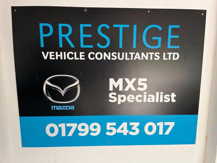 Mazda MX-5 2.0i Sport Black Roadster Euro 5 2dr