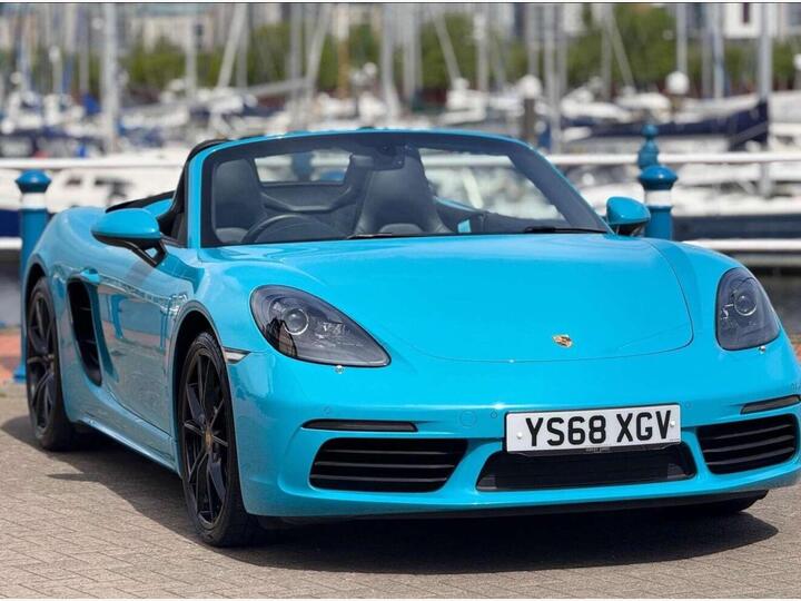 Porsche 718 Boxster 2.0T PDK Euro 6 (s/s) 2dr Porsche 718 Boxster 2.0T PDK Euro 6 (s/s) 2dr