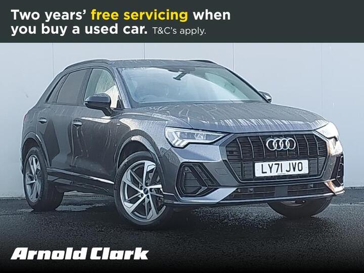 Audi Q3 1.5 TFSI CoD 35 Black Edition S Tronic Euro 6 (s/s) 5dr
