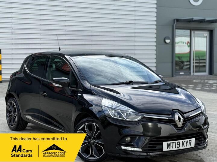 Renault Clio 1.5 DCi Iconic Euro 6 (s/s) 5dr Renault Clio 1.5 DCi Iconic Euro 6 (s/s) 5dr