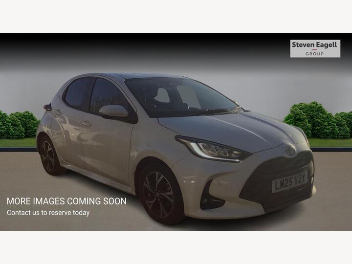 Toyota Yaris 1.5 VVT-h Design E-CVT Euro 6 (s/s) 5dr