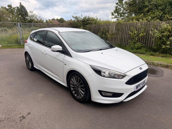 Ford Focus 1.0T EcoBoost ST-Line Euro 6 (s/s) 5dr