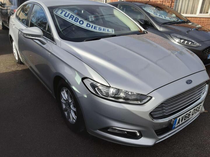 Ford Mondeo 1.5 TDCi ECOnetic Titanium Euro 6 (s/s) 5dr