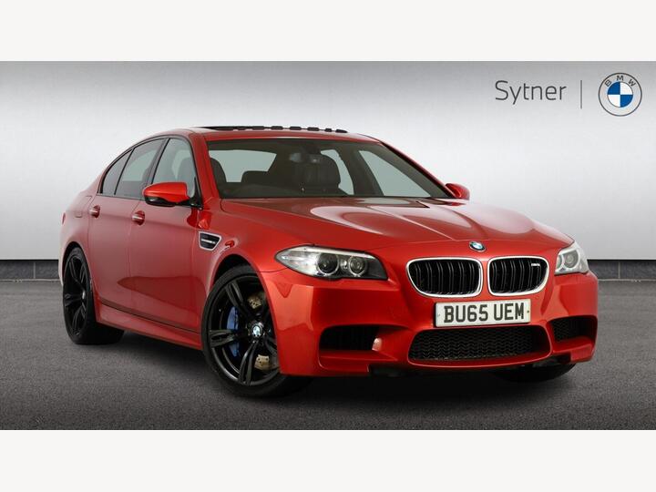 BMW M5 4.4 V8 DCT Euro 6 (s/s) 4dr