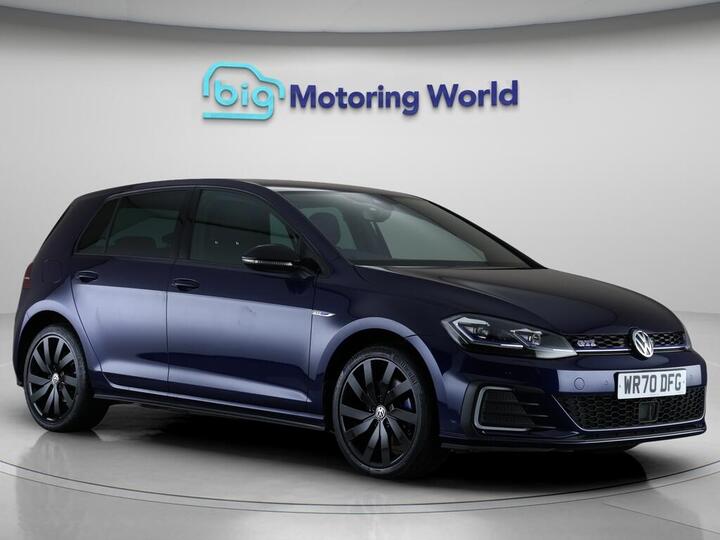 Volkswagen Golf 1.4 TSI 8.7kWh GTE Advance DSG Euro 6 (s/s) 5dr Volkswagen Golf 1.4 TSI 8.7kWh GTE Advance DSG Euro 6 (s/s) 5dr