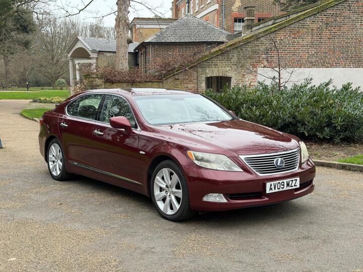Lexus LS 5.0 600h V8 L RSR CVT 4WD Euro 5 (s/s) 4dr