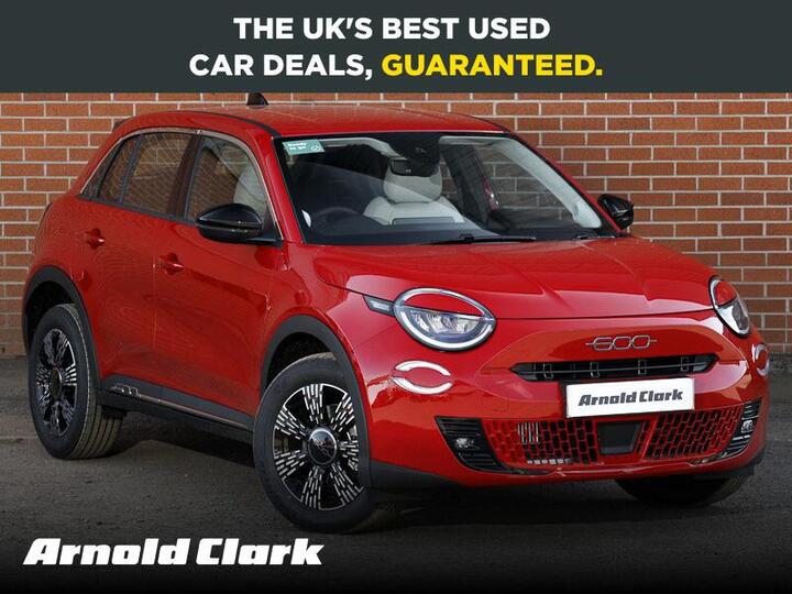 Fiat 600 1.2 MHEV E-DCT Euro 6 (s/s) 5dr