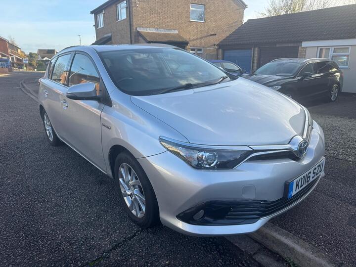 Toyota Auris 1.8 VVT-h Business Edition CVT Euro 6 (s/s) 5dr