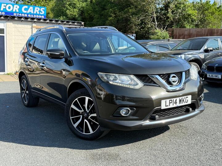 Nissan X-Trail 1.6 DCi Tekna 4WD Euro 5 (s/s) 5dr Nissan X-Trail 1.6 DCi Tekna 4WD Euro 5 (s/s) 5dr