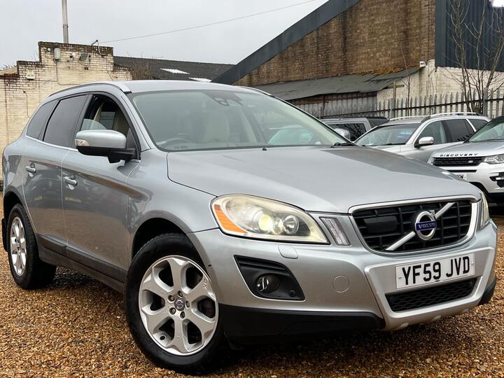 Volvo XC60 2.4 D5 SE Lux Premium Geartronic AWD Euro 4 5dr
