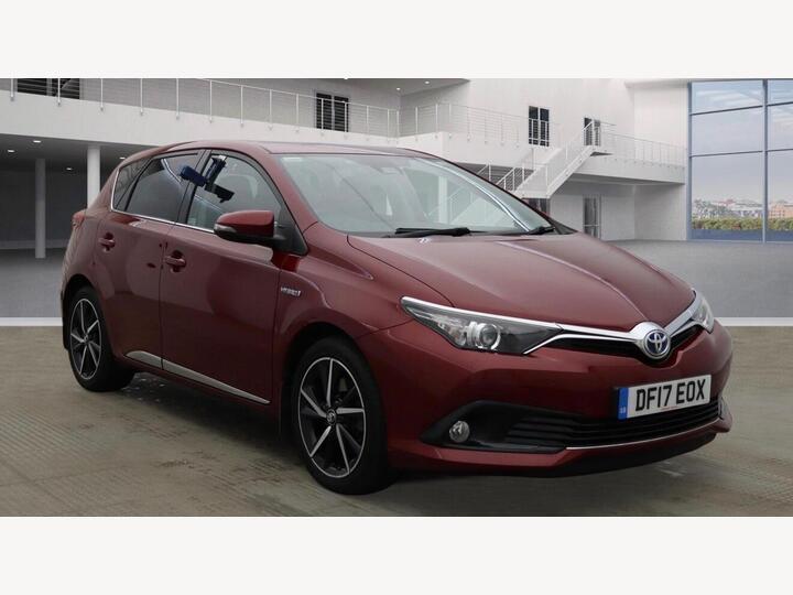 Toyota Auris 1.8 VVT-h Design CVT Euro 6 (s/s) 5dr (Safety Sense) Toyota Auris 1.8 VVT-h Design CVT Euro 6 (s/s) 5dr (Safety Sense)