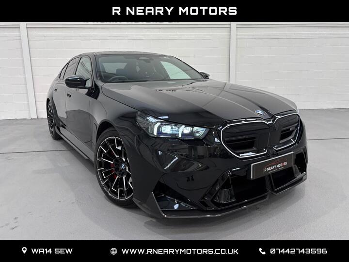 BMW M5 4.4 22.1kWh Steptronic XDrive Euro 6 (s/s) 4dr