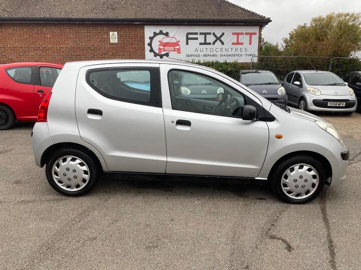 Nissan Pixo 1.0 Visia Euro 5 5dr