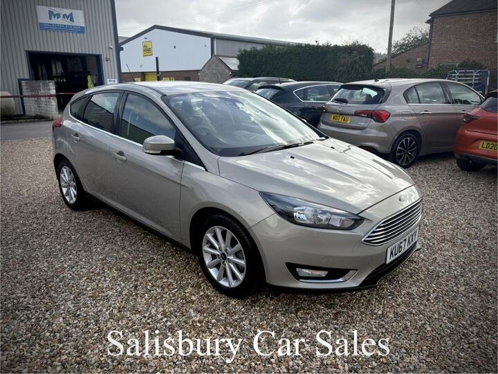 Ford FOCUS 1.0T EcoBoost Titanium Euro 6 (s/s) 5dr