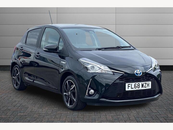 Toyota Yaris 1.5 VVT-h Design E-CVT Euro 6 (s/s) 5dr
