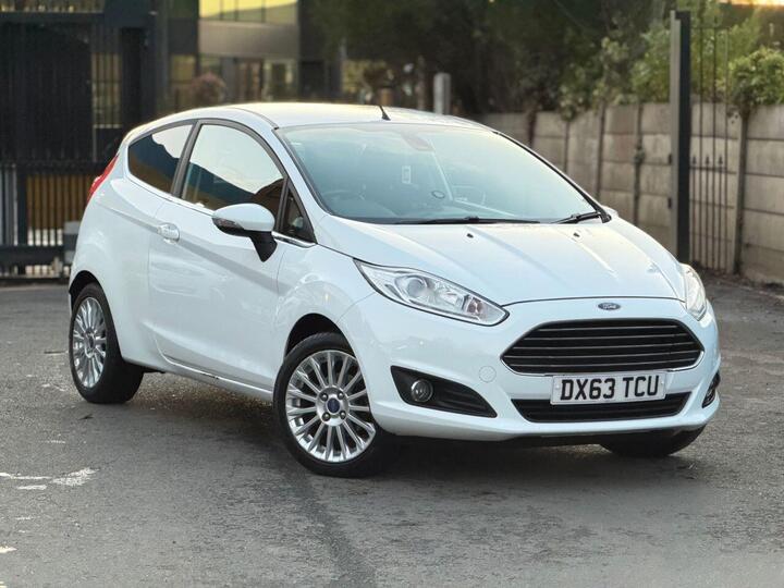Ford FIESTA 1.6 Titanium Powershift Euro 5 3dr