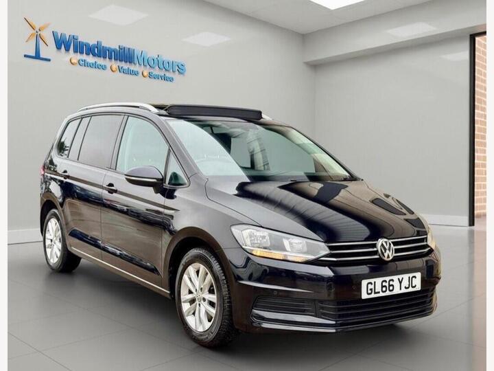 Volkswagen Touran 1.6 TDI BlueMotion Tech SE Family DSG Euro 6 (s/s) 5dr Volkswagen Touran 1.6 TDI BlueMotion Tech SE Family DSG Euro 6 (s/s) 5dr