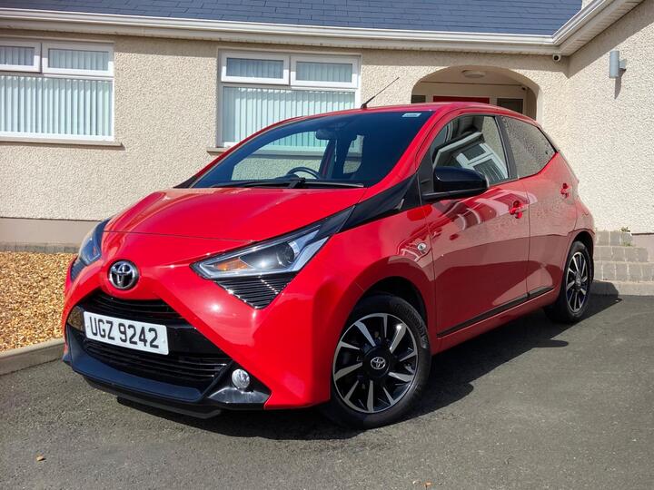 Toyota AYGO 1.0 VVT-i X-trend Euro 6 (s/s) 5dr Toyota AYGO 1.0 VVT-i X-trend Euro 6 (s/s) 5dr