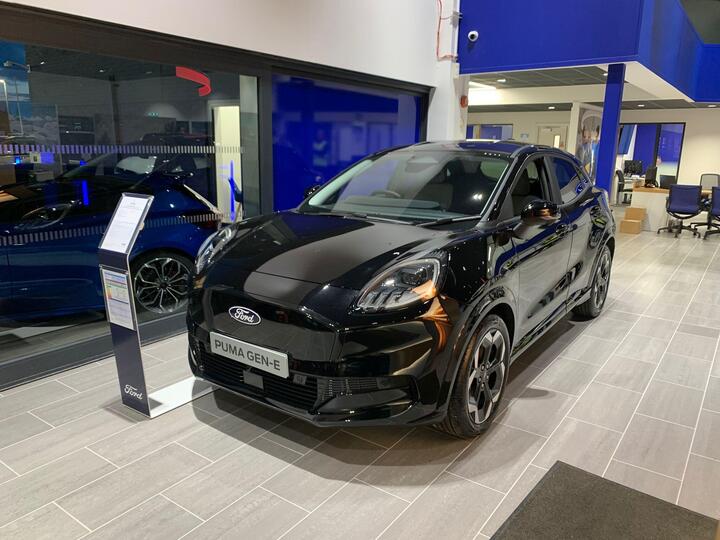 Ford Puma Gen-E Standard Range 43kWh Premium Auto 5dr