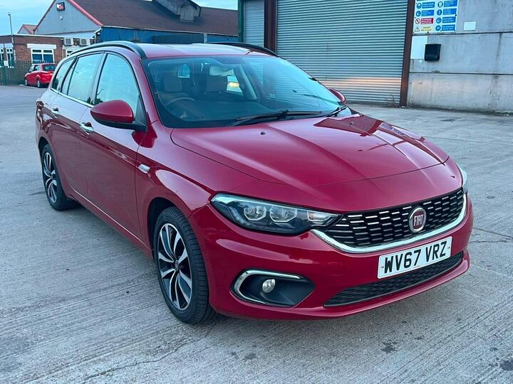 Fiat Tipo 1.6 MultiJetII Lounge Euro 6 (s/s) 5dr