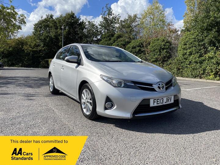 Toyota Auris 1.6 V-Matic Icon Multidrive S Euro 5 5dr