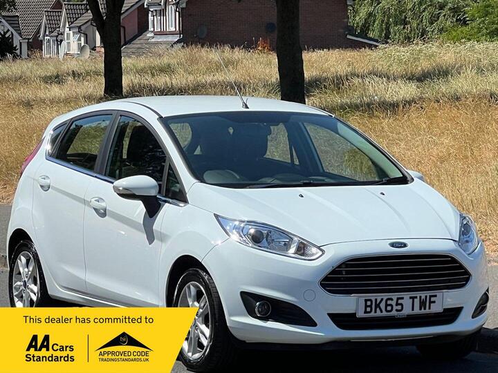 Ford Fiesta 1.25 Zetec Euro 6 5dr