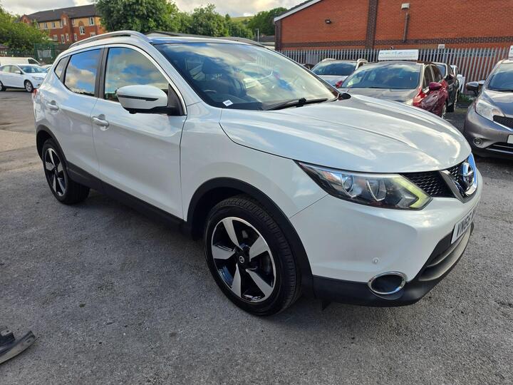 Nissan Qashqai 1.2 DIG-T N-Connecta 2WD Euro 6 (s/s) 5dr