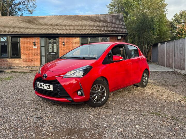 Toyota Yaris 1.5 VVT-i Icon Euro 6 5dr Toyota Yaris 1.5 VVT-i Icon Euro 6 5dr