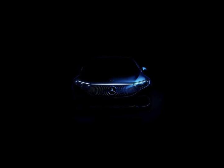 Mercedes-Benz EQC EQC 400 80kWh AMG Line (Premium Plus) Auto 4MATIC 5dr