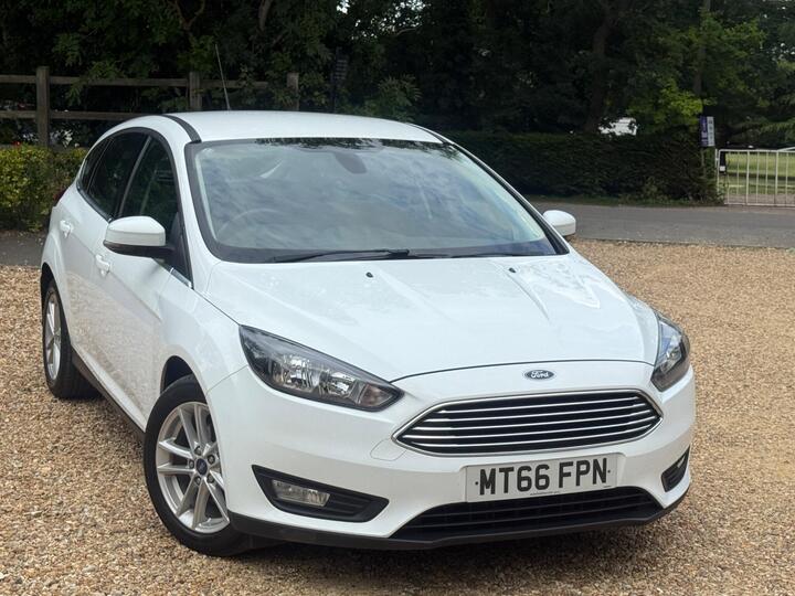Ford Focus 1.0T EcoBoost Zetec Euro 6 (s/s) 5dr