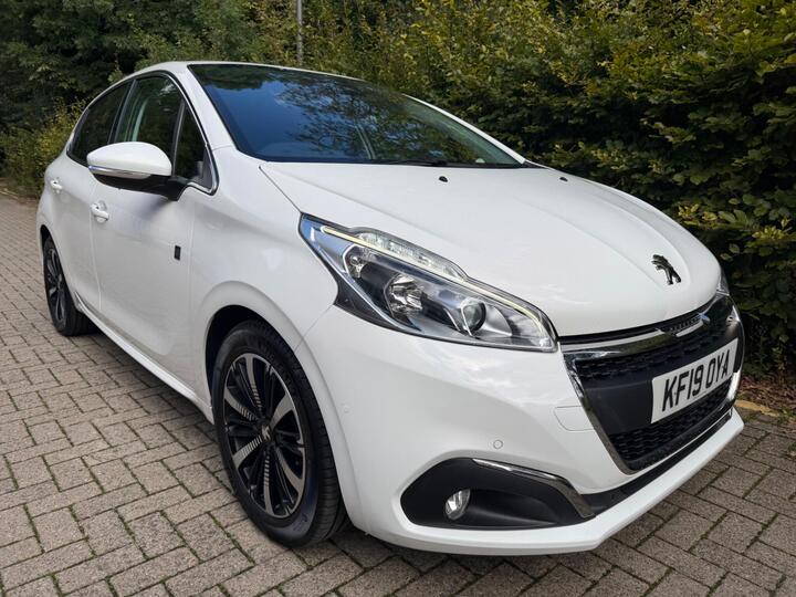 Peugeot 208 1.2 PureTech Tech Edition Euro 6 (s/s) 5dr
