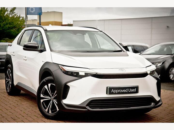 Toyota BZ4X 71.4kWh Pure Auto 5dr (11kW OBC) Toyota BZ4X 71.4kWh Pure Auto 5dr (11kW OBC)