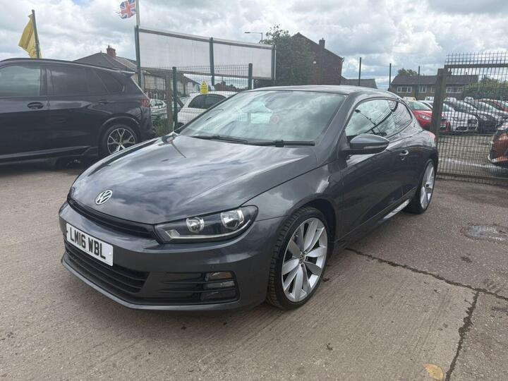 Volkswagen SCIROCCO 2.0 TDI BlueMotion Tech R-Line DSG Euro 6 (s/s) 3dr Volkswagen SCIROCCO 2.0 TDI BlueMotion Tech R-Line DSG Euro 6 (s/s) 3dr