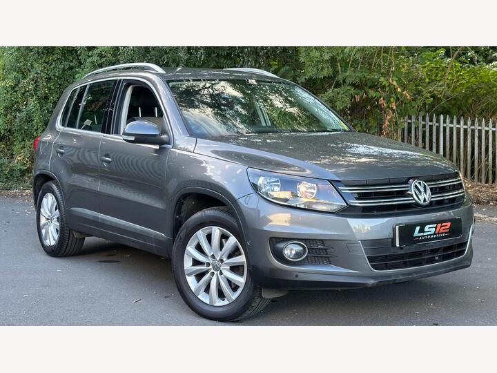 Volkswagen Tiguan 2.0 TDI BlueMotion Tech Match DSG 4WD Euro 5 (s/s) 5dr