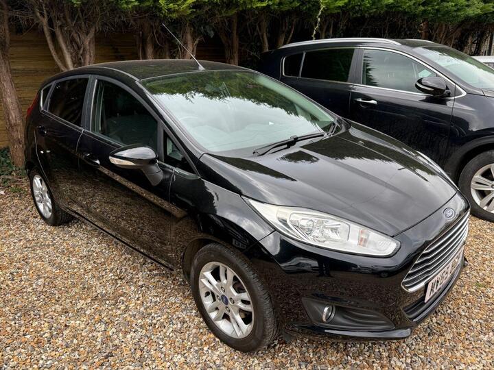 Ford FIESTA 1.25 Zetec Euro 6 5dr