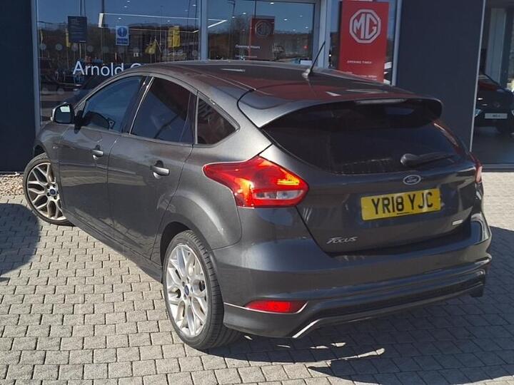 Ford Focus 1.0T EcoBoost ST-Line Euro 6 (s/s) 5dr
